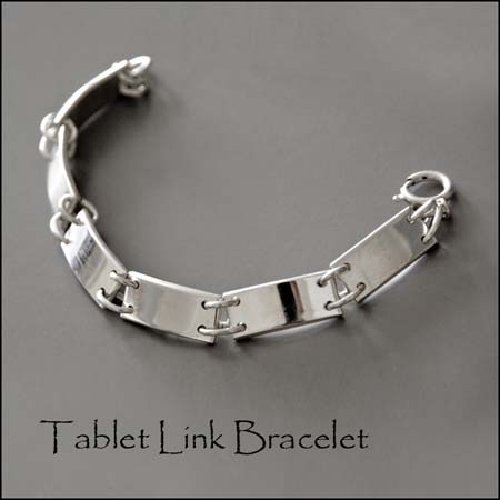 B - Tablet Link Bracelet