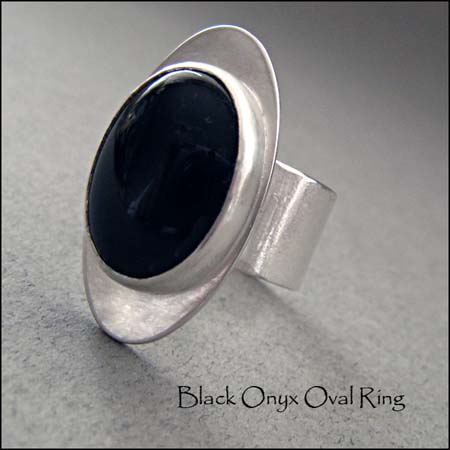 R - Black Onyx Oval Ring