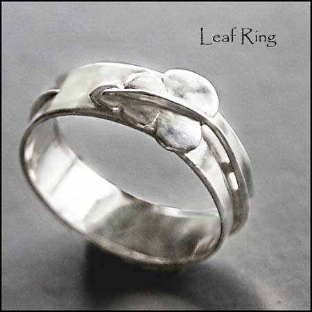 R - Leaf Ring